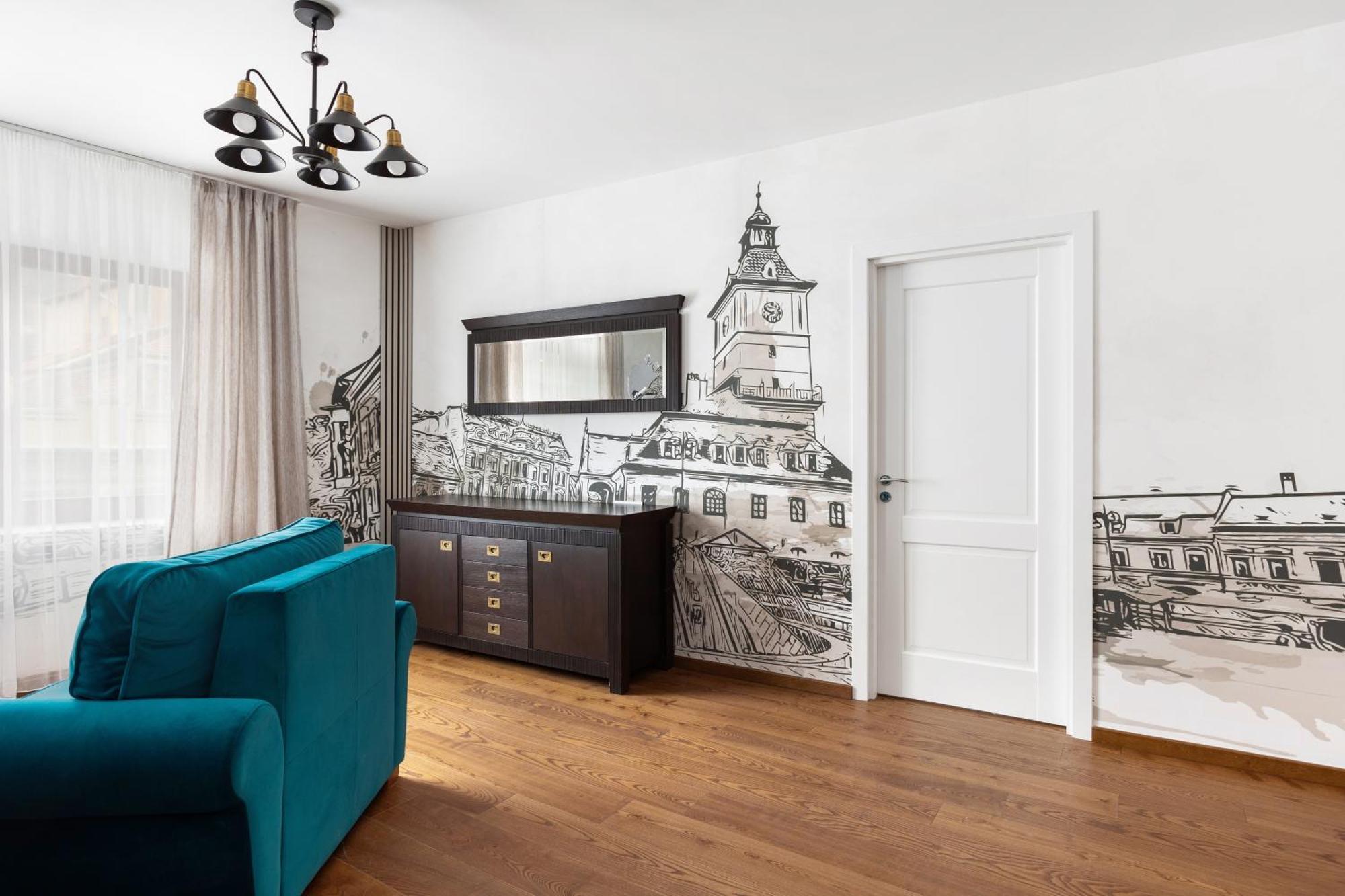 Peak Aparthotel - Old Town - By Cityhost Braşov Extérieur photo